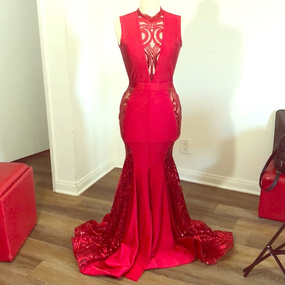 SOLD ⚠️ - Picture 2 of 8